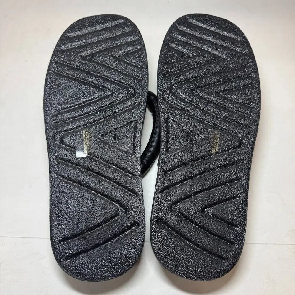 Steve Madden Black Padded Thong Sandals